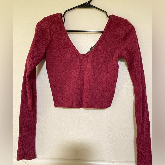 Forever 21 Burgundy Long Sleeve Deep V-Neck Crop Top - Picture 1 of 5